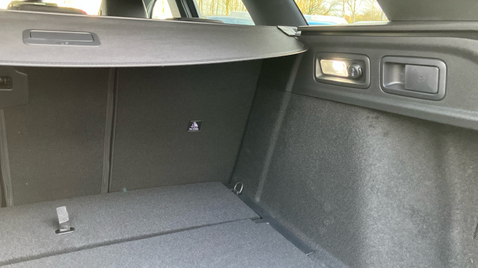 Peugeot 308 1.2 Hybrid 145 GT 5dr e-DSC6 Petrol Hatchback - Image 34